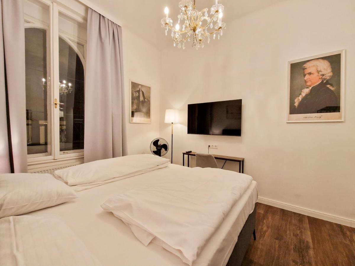 Pension Mozart - Newly Renovated Wina Bagian luar foto